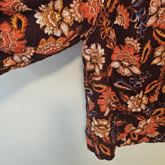 Bnwt long sleeve Old Navy top - Picture 2 of 5